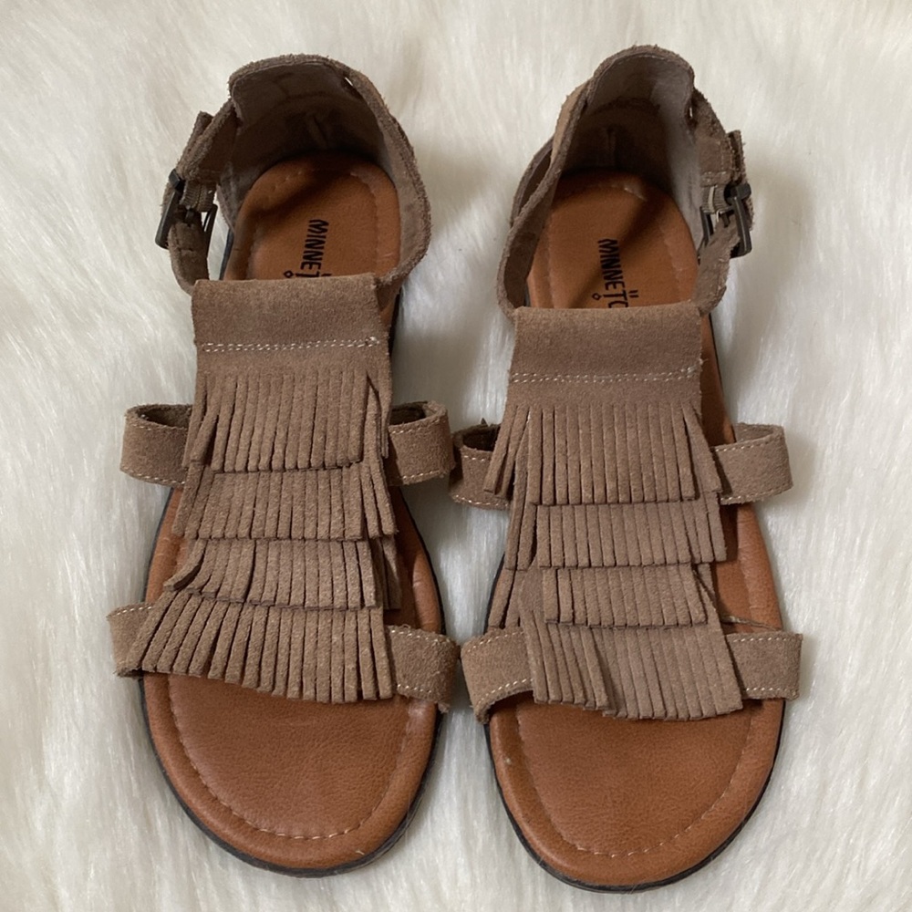 Minnetonka fringe suede sandals